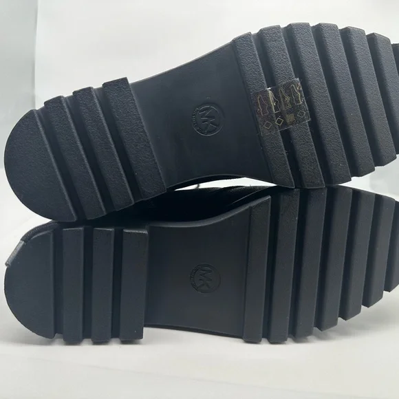 Michael Kors Bryce Combat Boots Women’s Size 8 - Like New, Blockbuster Price! - Picture 4 of 10